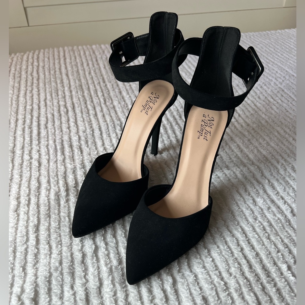 Not Just a Pump black closed toe size 7.5 heel stiletto suede ankle strap